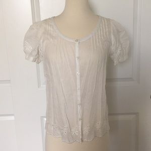 Free w/ purchase! Cotton white short sleeved shirt